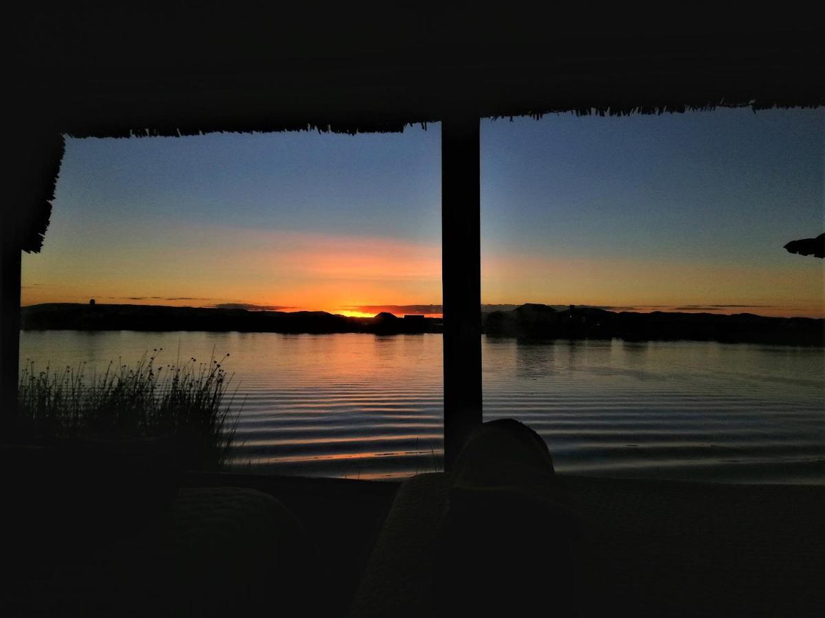Los Uros Puno Exterior foto